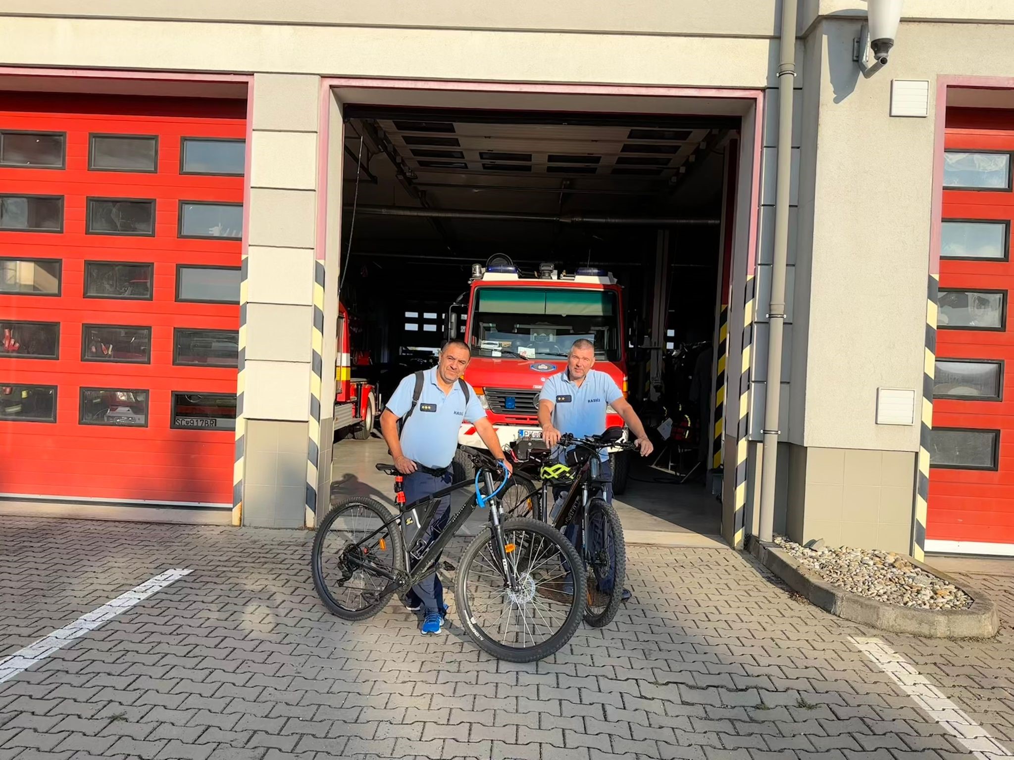 do prace na bicykli hasici